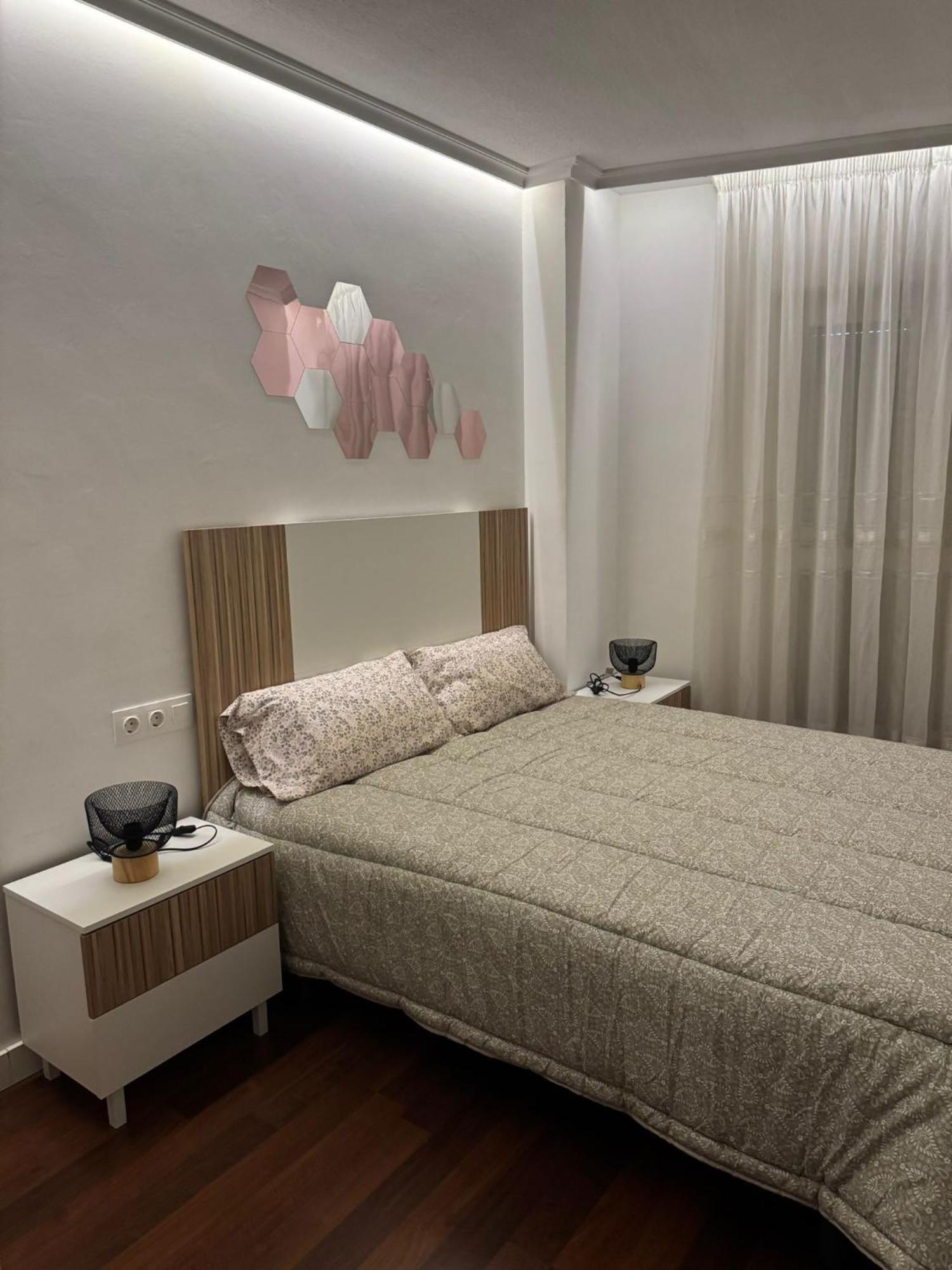 Apartamento Turistico Plaza Del Ayuntamiento Daire Ponferrada Dış mekan fotoğraf